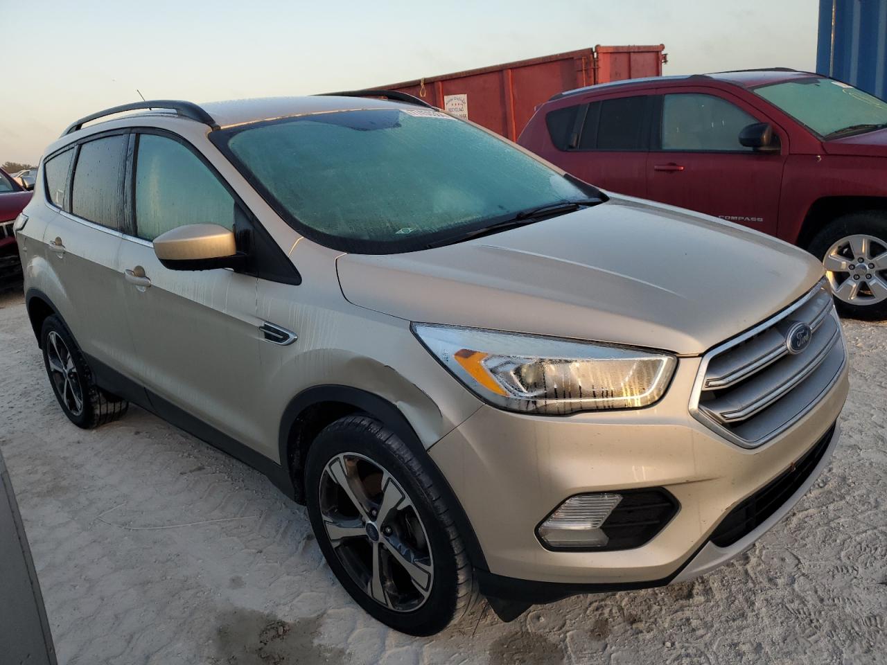 Lot #2936024517 2017 FORD ESCAPE SE