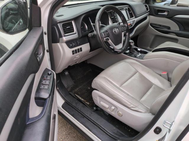 VIN 5TDJZRFH1HS515285 2017 Toyota Highlander, SE no.8