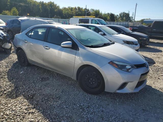 VIN 2T1BURHE1FC388582 2015 Toyota Corolla, L no.4