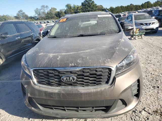 VIN 5XYPG4A57KG608011 2019 KIA Sorento, LX no.5