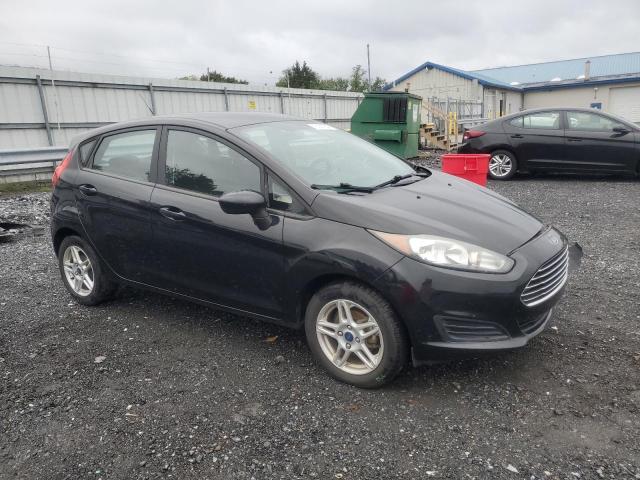 VIN 3FADP4EJ2JM133059 2018 Ford Fiesta, SE no.4