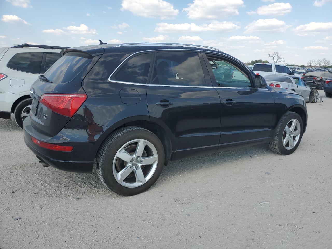 AUDI Q5 PREMIUM 2012 black  gas WA1LFAFP7CA040378 photo #4