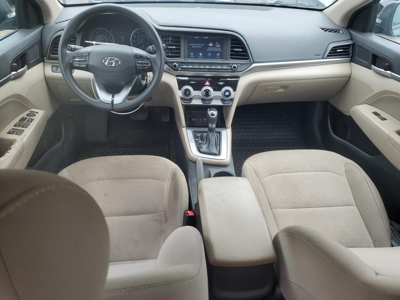HYUNDAI ELANTRA SEL