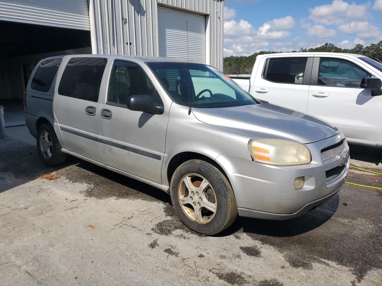 Lot #2945565076 2007 CHEVROLET UPLANDER L