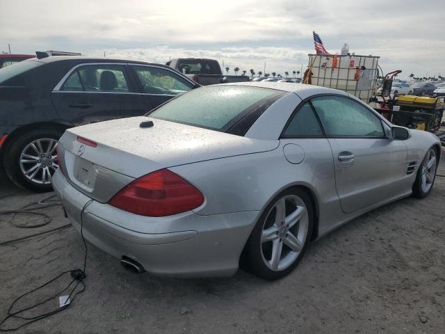 MERCEDES-BENZ SL 500 2004 silver  gas WDBSK75F74F081489 photo #4