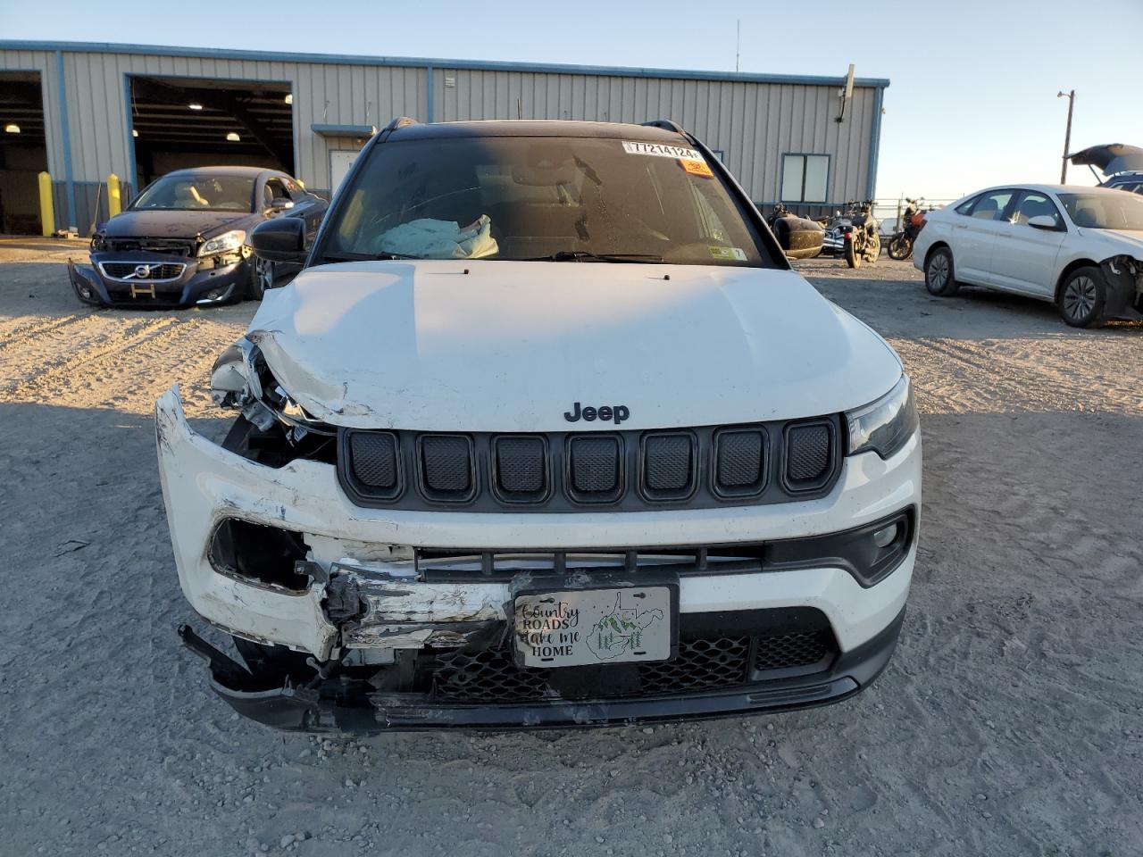 Lot #2989237739 2022 JEEP COMPASS LA