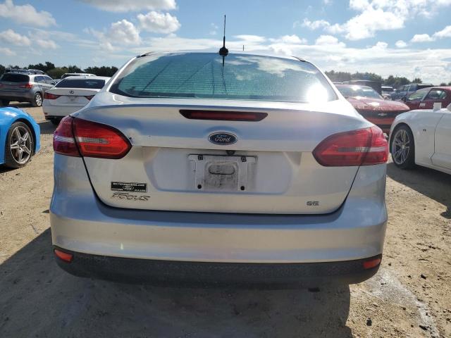 VIN 1FADP3F2XHL202223 2017 Ford Focus, SE no.6