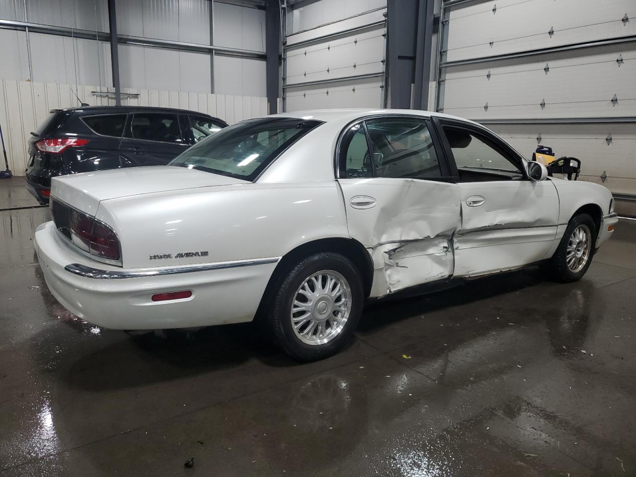 Lot #2921548751 2000 BUICK PARK AVENU