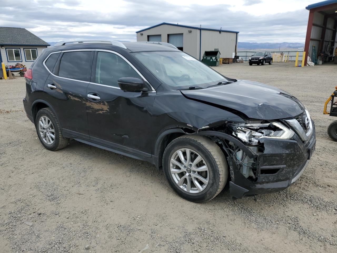 Nissan Rogue s 2017