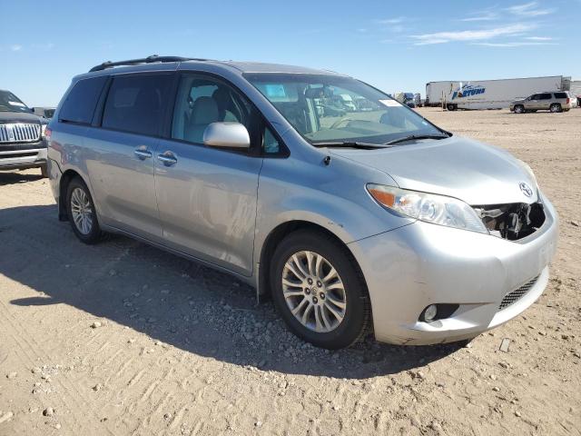 VIN 5TDYK3DC2ES442785 2014 Toyota Sienna, Xle no.4