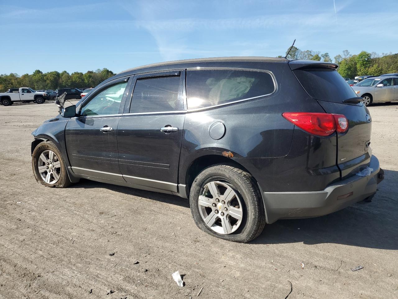 Lot #3030636181 2011 CHEVROLET TRAVERSE L