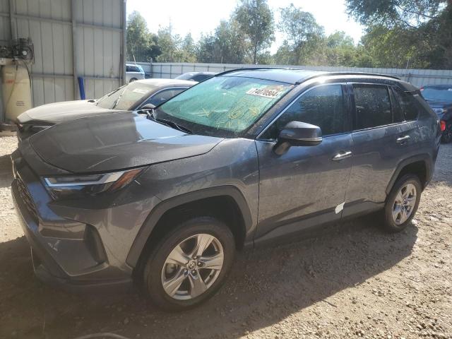 VIN 2T3W1RFV1NC210660 2022 Toyota RAV4, Xle no.1