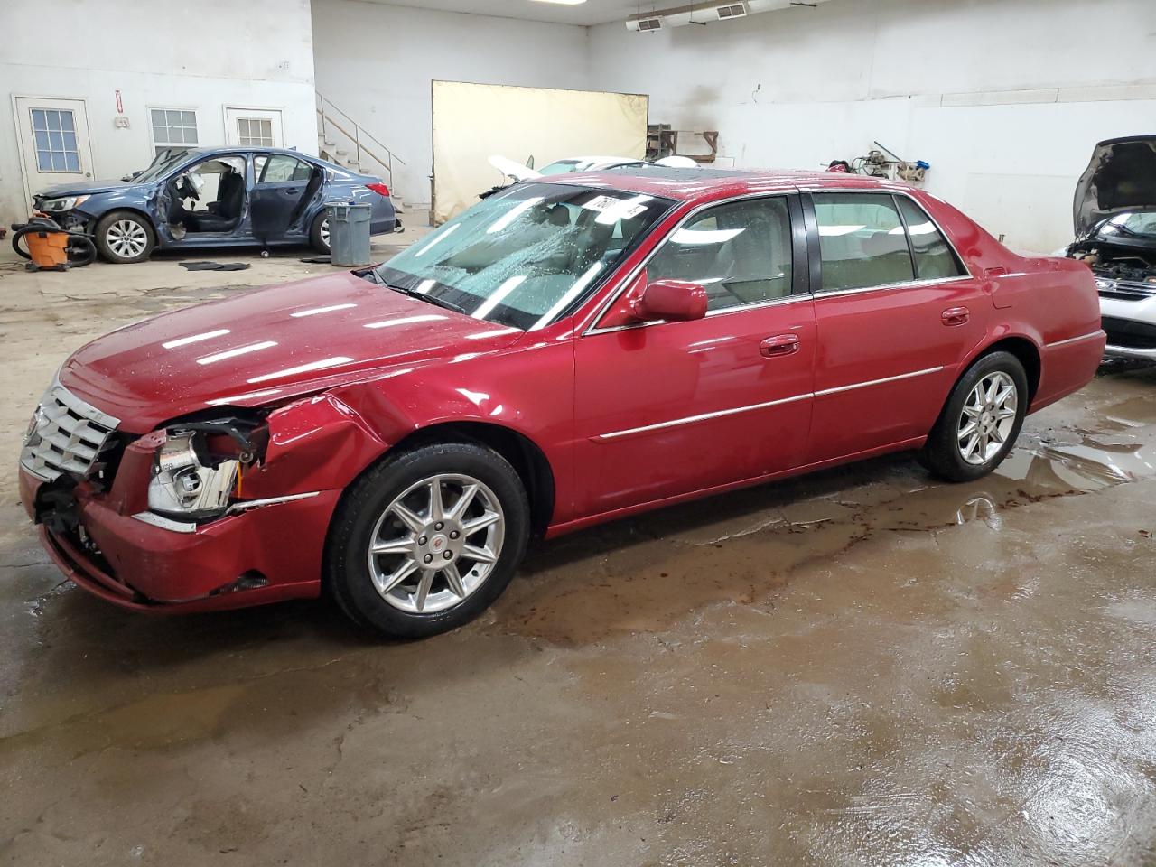 Lot #2926347388 2011 CADILLAC DTS LUXURY