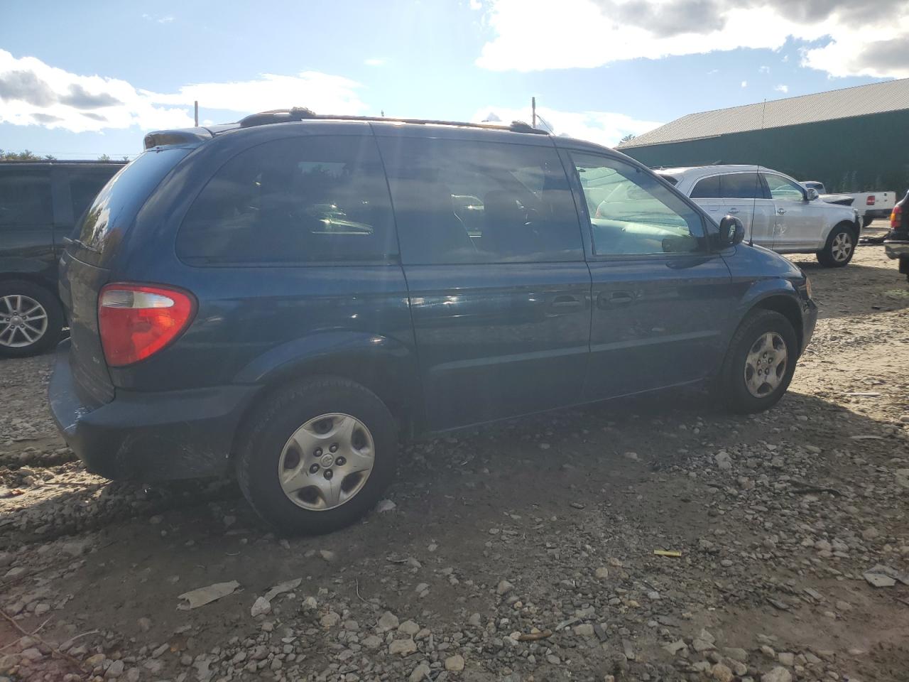 Lot #2902769206 2002 DODGE CARAVAN SE