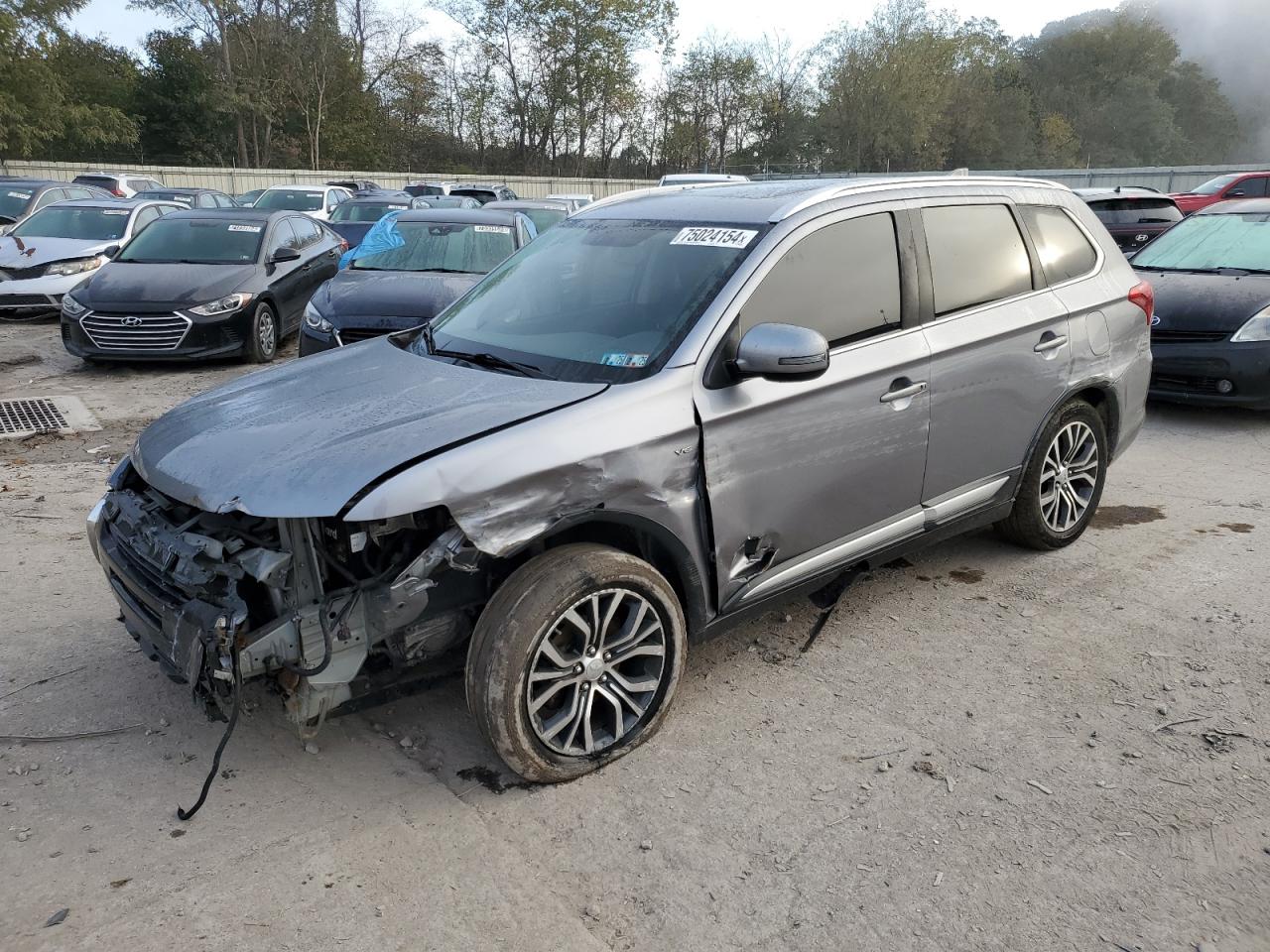 Lot #2974711224 2017 MITSUBISHI OUTLANDER