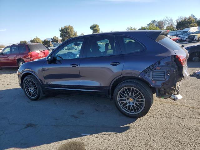 VIN WP1AA2A29JKA03559 2018 PORSCHE CAYENNE no.2