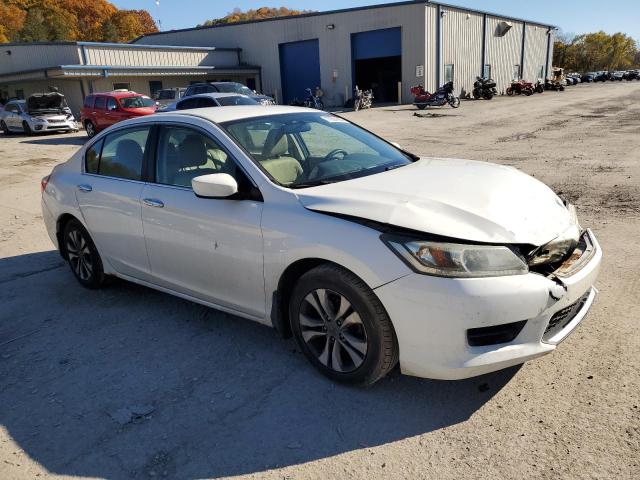 VIN 1HGCR2F33FA018724 2015 Honda Accord, LX no.4