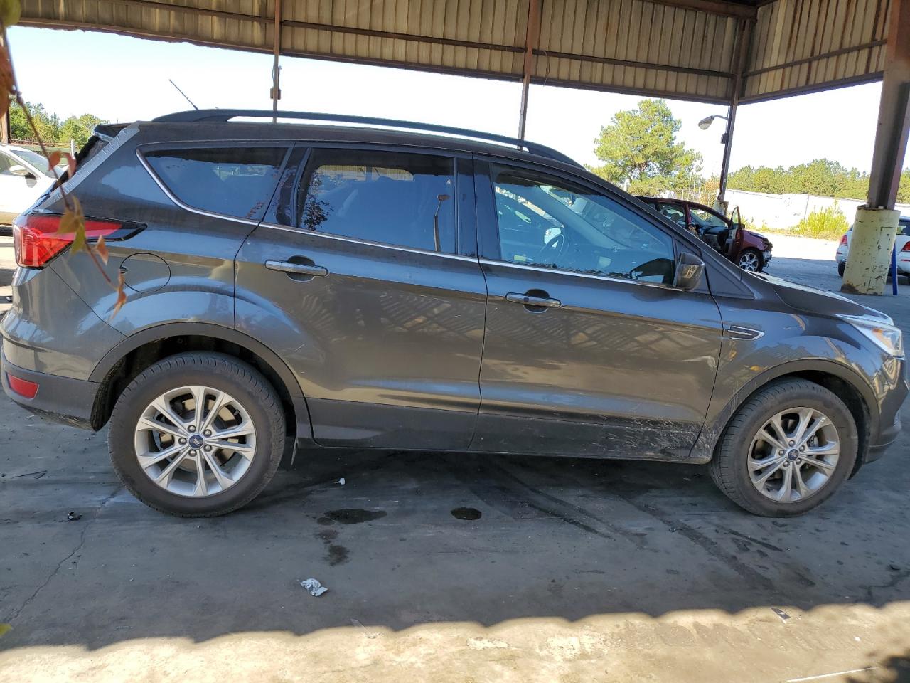 Lot #2976966664 2019 FORD ESCAPE SEL