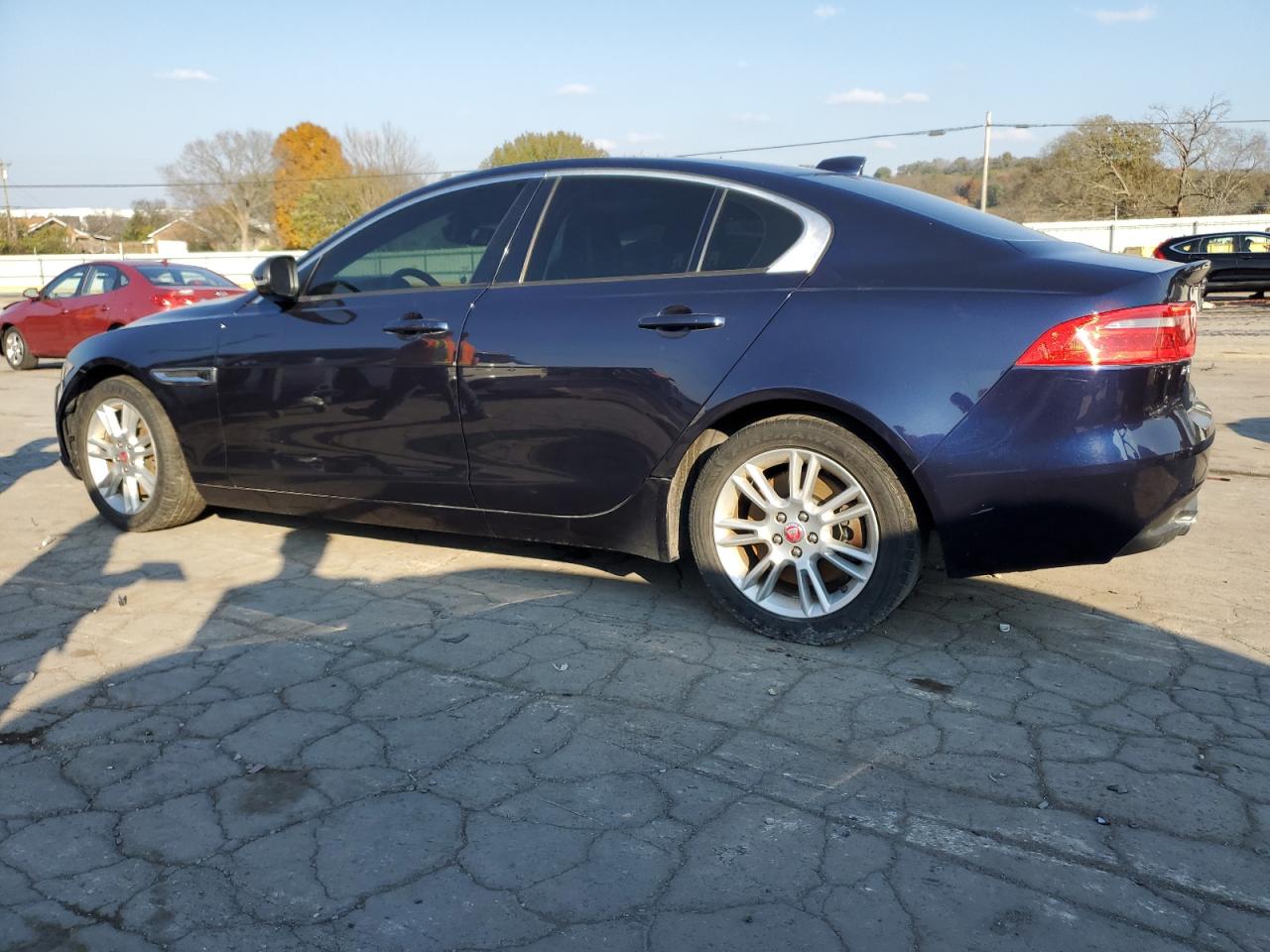 Lot #2945136709 2017 JAGUAR XE