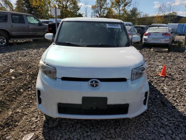 VIN JTLZE4FE3EJ058578 2014 Toyota Scion no.5