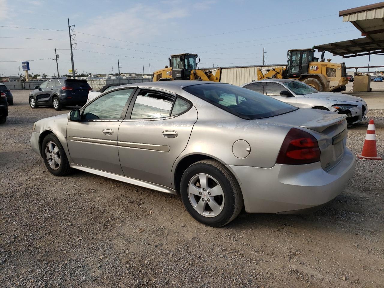 Lot #2953145730 2008 PONTIAC GRAND PRIX