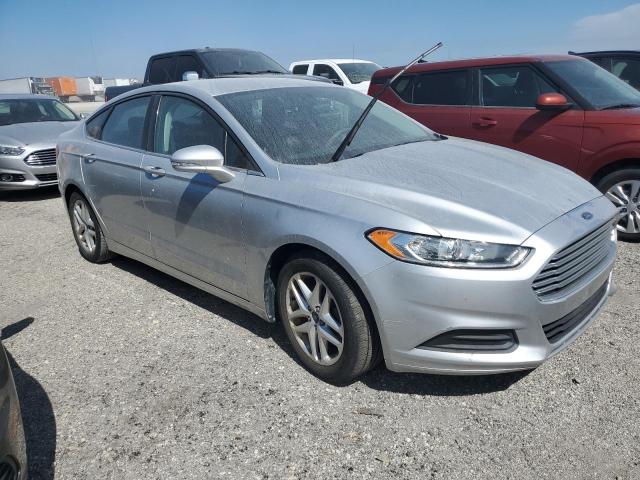 VIN 1FA6P0H72E5355484 2014 Ford Fusion, SE no.4