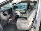 TOYOTA SIENNA LE photo