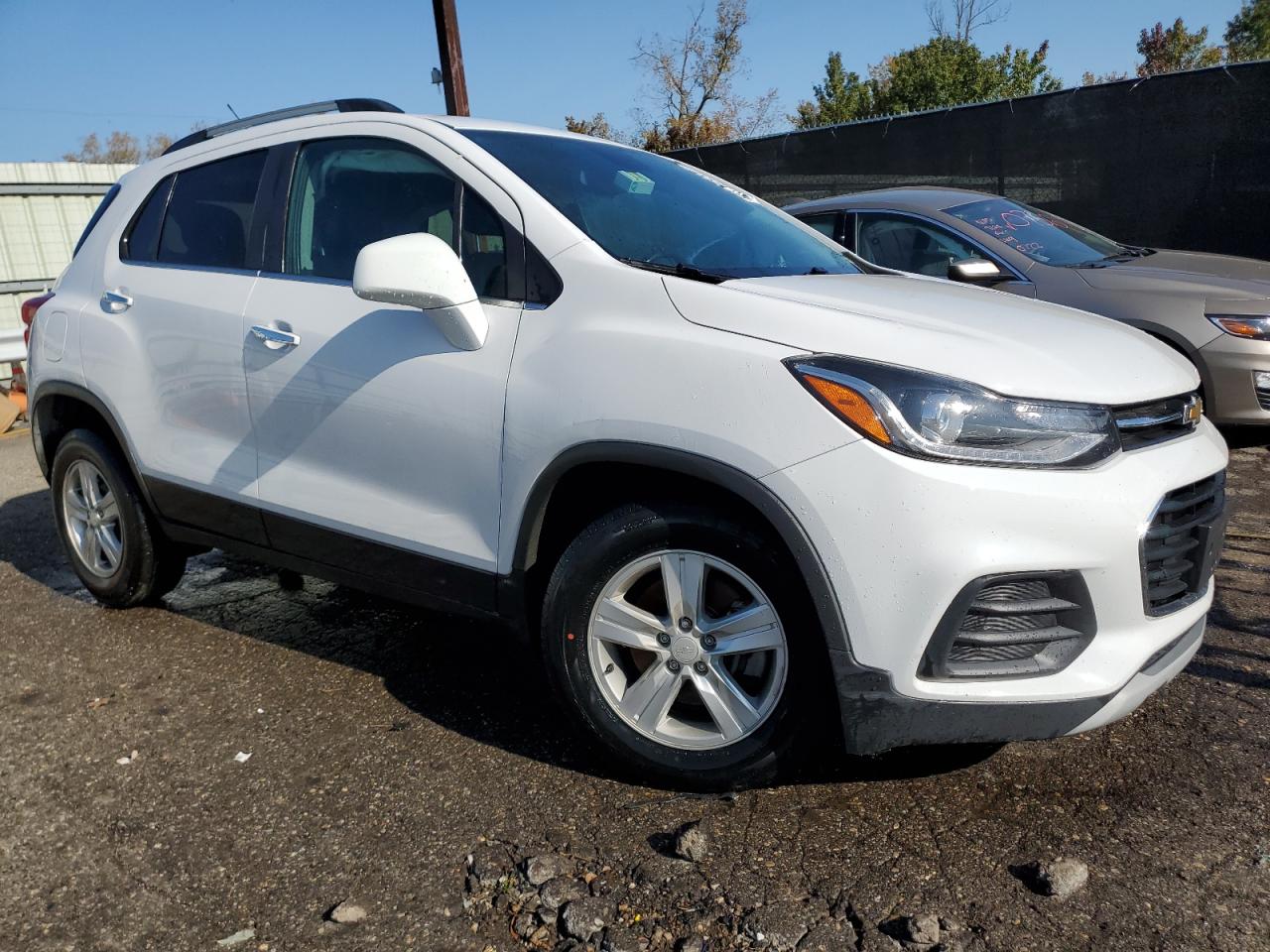 Lot #2969934980 2020 CHEVROLET TRAX 1LT