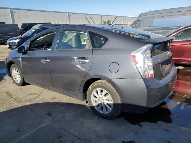 VIN JTDKN3DP9D3046157 2013 Toyota Prius no.2