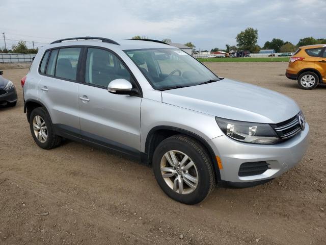 VIN WVGBV7AX3GW600920 2016 Volkswagen Tiguan, S no.4