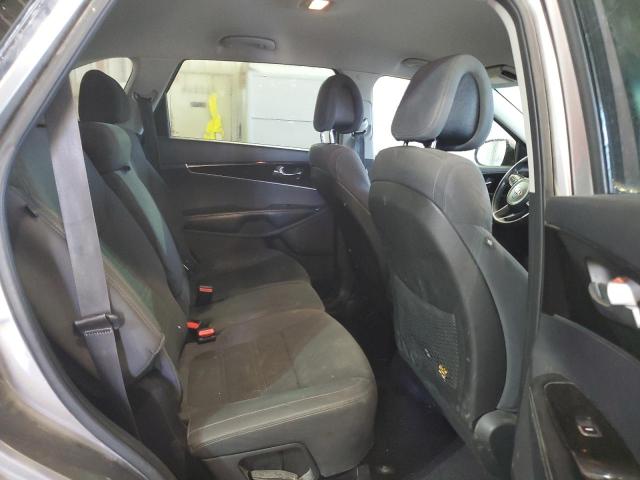 2016 KIA SORENTO LX - 5XYPG4A32GG082540