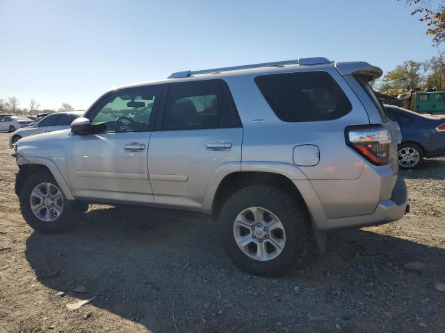 VIN JTEBU5JR0H5430354 2017 Toyota 4runner, Sr5/Sr5... no.2