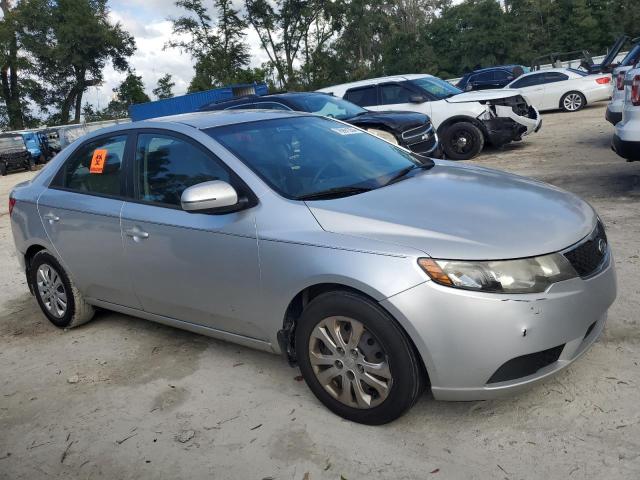 VIN KNAFU4A2XD5675284 2013 KIA Forte, EX no.4