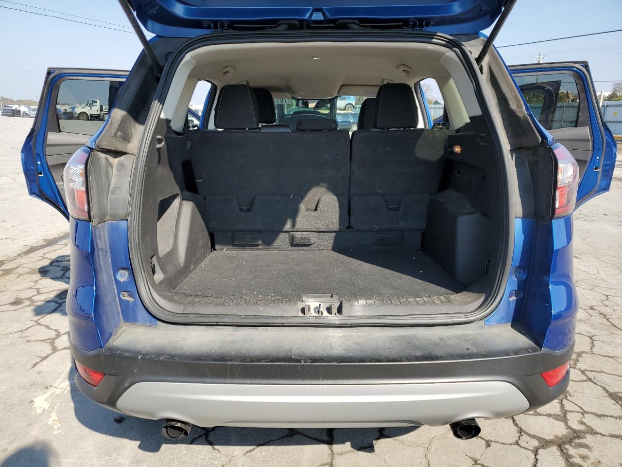 Lot #2962523717 2017 FORD ESCAPE SE