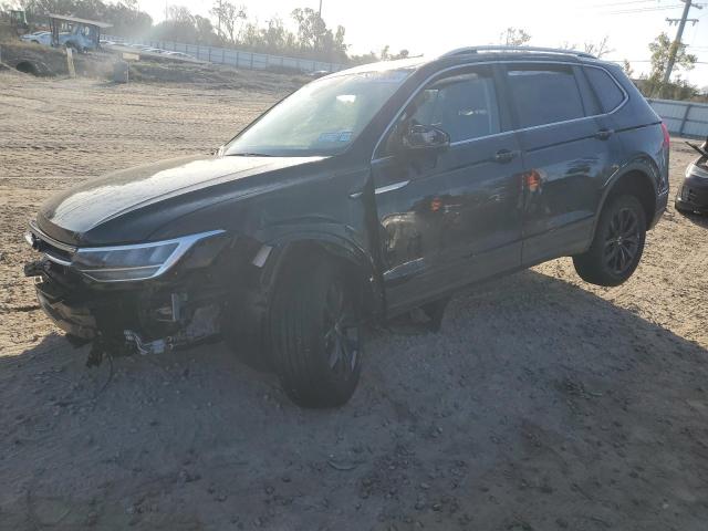 VOLKSWAGEN TIGUAN SE