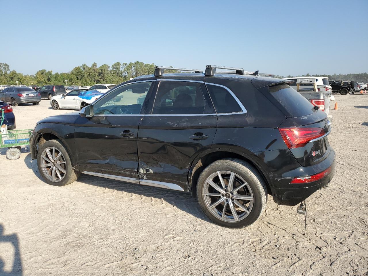 AUDI SQ5 PREMIU 2021 black  gas WA1B4AFY7M2035672 photo #3