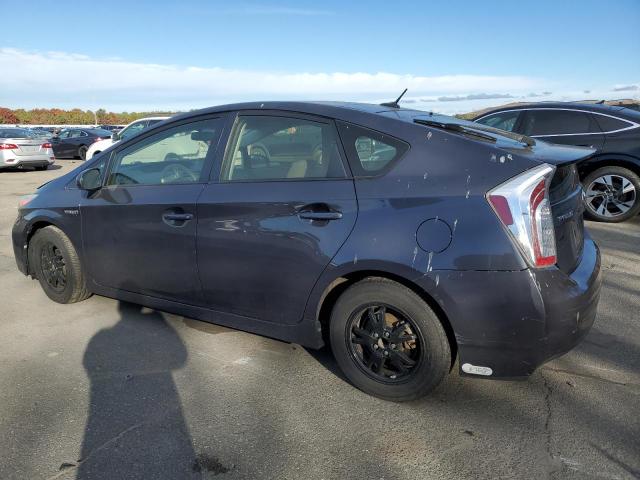 VIN JTDKN3DU3F0411393 2015 Toyota Prius no.2