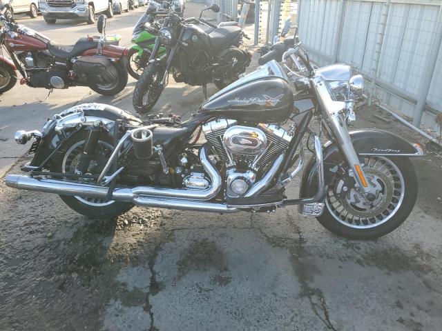 2011 HARLEY-DAVIDSON FLHR - 1HD1FB412BB670415