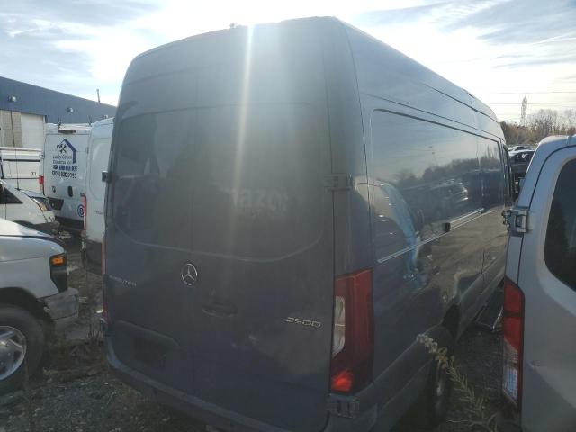 VIN WD4PF1CDXKP142583 2019 MERCEDES-BENZ SPRINTER no.3