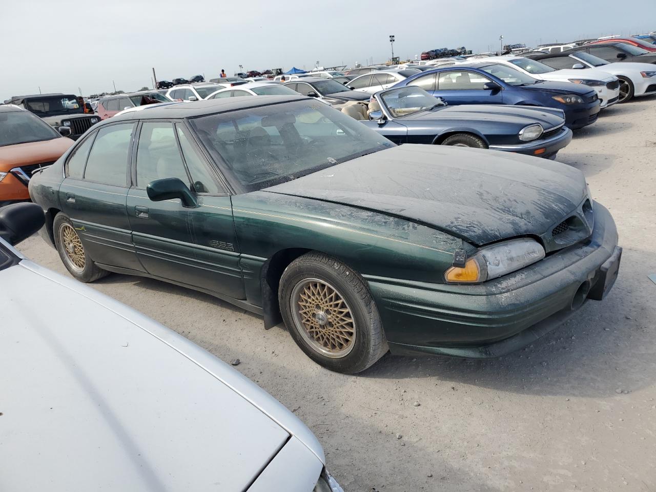 Lot #2989157901 1996 PONTIAC BONNEVILLE