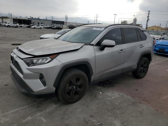 TOYOTA RAV4 XLE 2019 gray  gas 2T3W1RFV4KC017334 photo #1