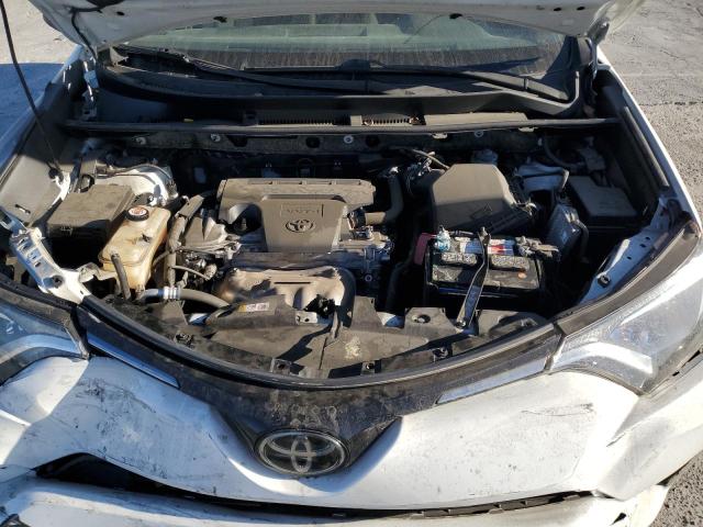 2018 TOYOTA RAV4 LE - JTMZFREV0JJ211984
