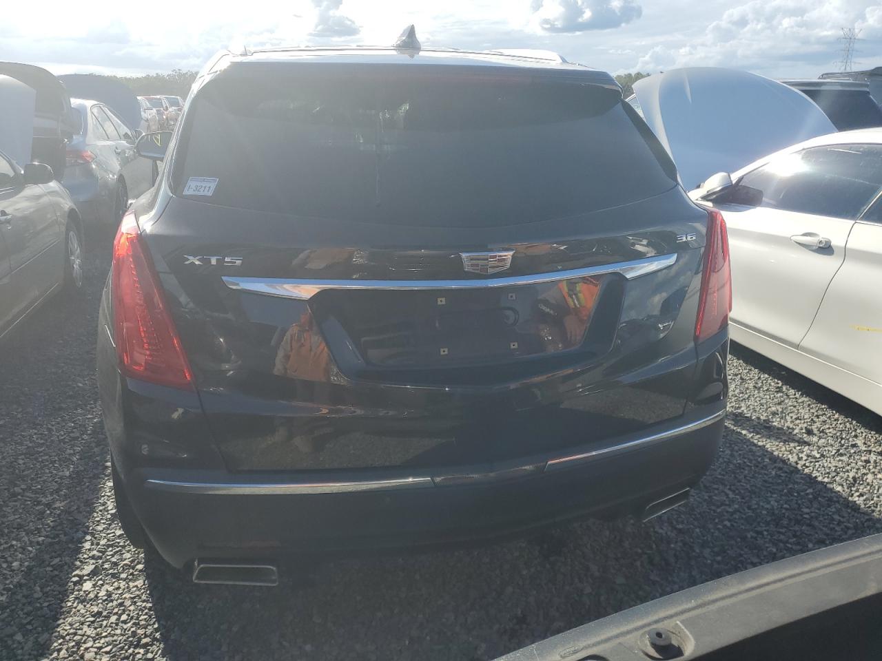 Lot #2955326480 2017 CADILLAC XT5 PREMIU