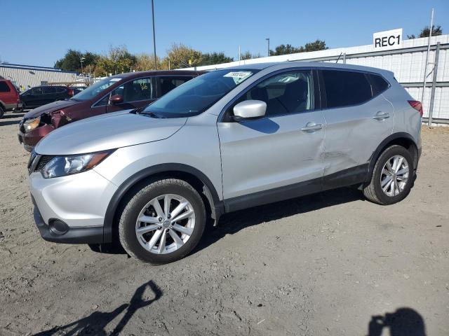 VIN JN1BJ1CPXJW501130 2018 Nissan Rogue, S no.1