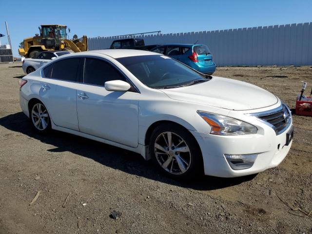 VIN 1N4AL3AP1DC135832 2013 Nissan Altima, 2.5 no.4