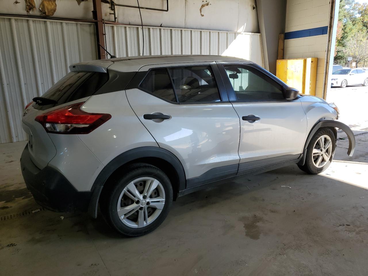 Lot #2972408459 2020 NISSAN KICKS S