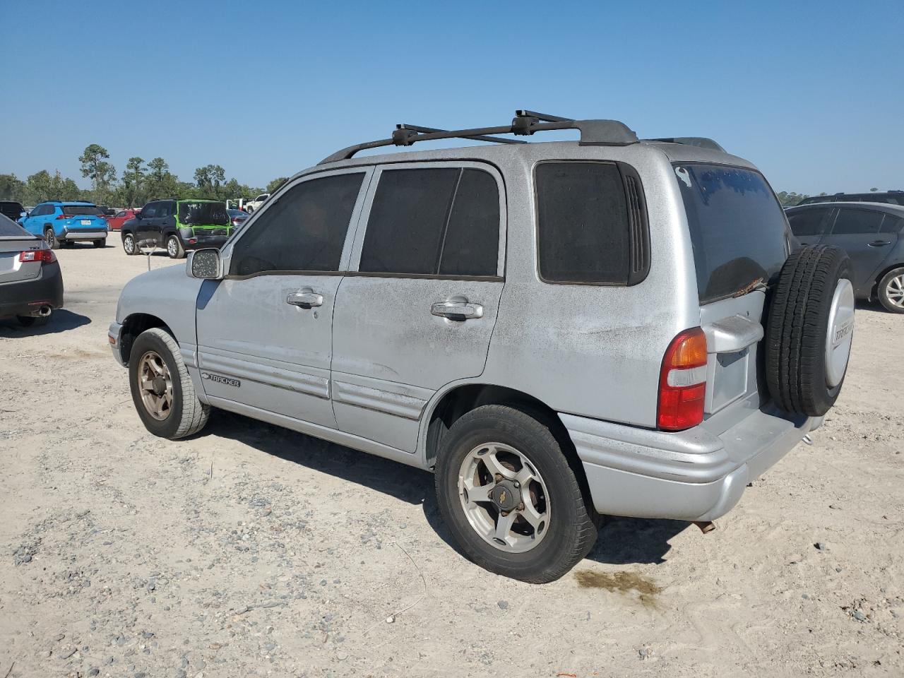 Lot #2995929380 2000 CHEVROLET TRACKER