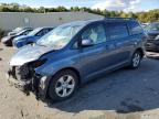 TOYOTA SIENNA LE снимка