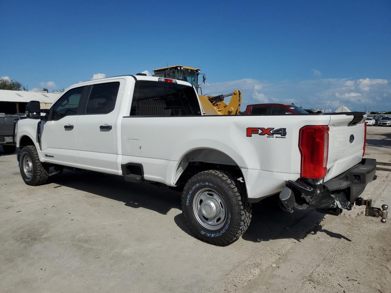 Lot #3033515104 2024 FORD F350 SUPER