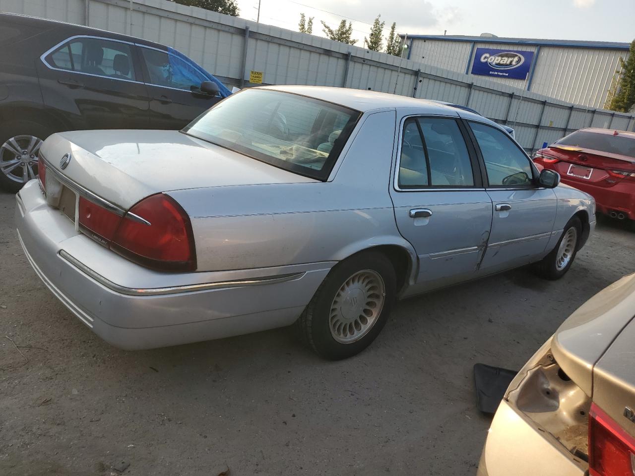 Lot #3024424539 2001 MERCURY GRAND MARQ